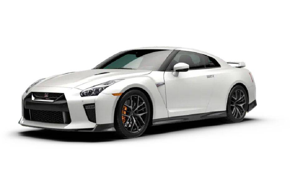 2022 nissan gtr white