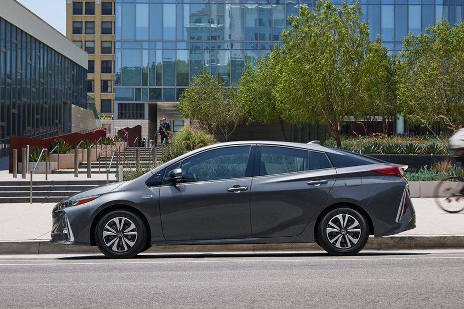 Toyota Prius Prime 2024 Colors in United States Zigwheels