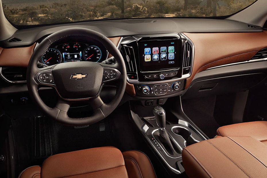 interior of chevy traverse        <h3 class=