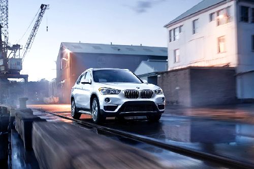 BMW X1 Front Cross Side View BMW X1 Front Cross Side View