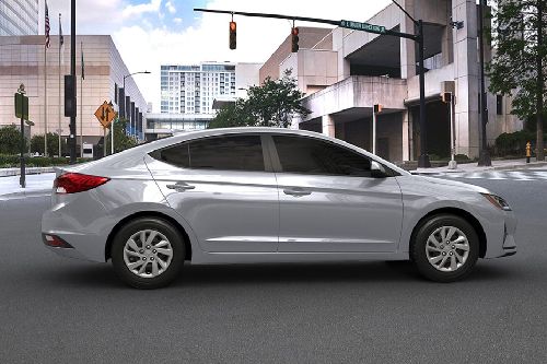 Elantra Medium Angle Front View