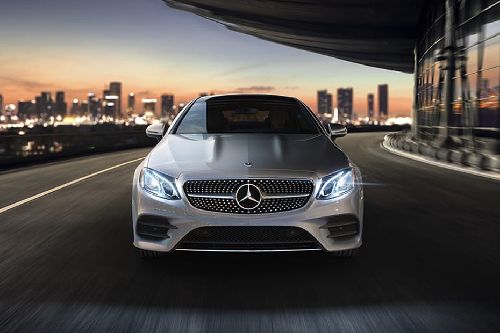 Full Front View of E-Class Coupe Full Front View of E-Class Coupe
