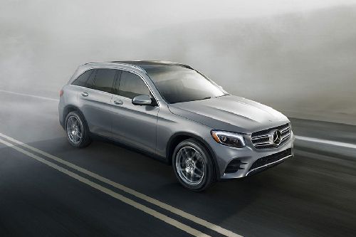 Mercedes Benz GLC-Class Front Medium View Mercedes Benz GLC-Class Front Medium View