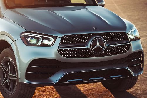 GLE-Class Grille View GLE-Class Grille View