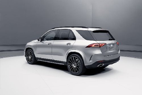 Rear Cross Side View of Mercedes Benz GLE-Class Rear Cross Side View of Mercedes Benz GLE-Class