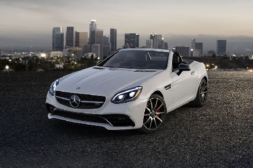 Mercedes Benz SLC-Class Roadster Front Side View Mercedes Benz SLC-Class Roadster Front Side View