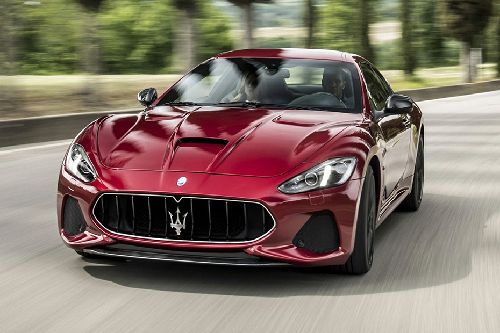 Maserati GranTurismo Front Side View Maserati GranTurismo Front Side View