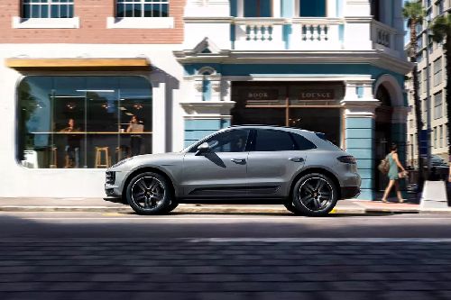 Macan Side view