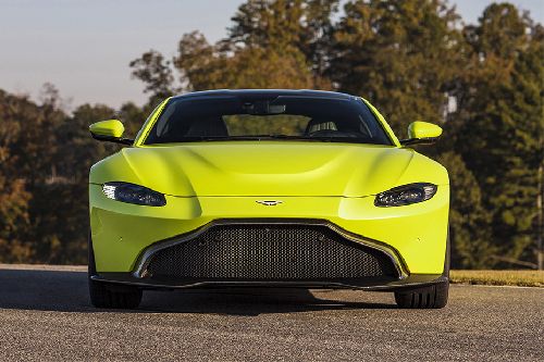Full Front View of Vantage