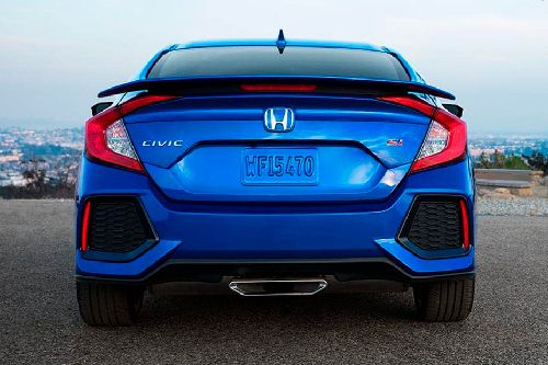 Full Rear View of Honda Civic Si Sedan Full Rear View of Honda Civic Si Sedan