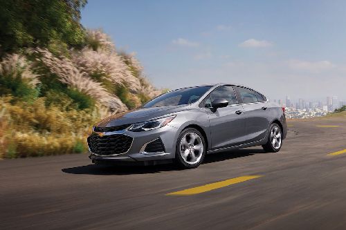 Chevrolet Cruze Sedan Front Side View Chevrolet Cruze Sedan Front Side View