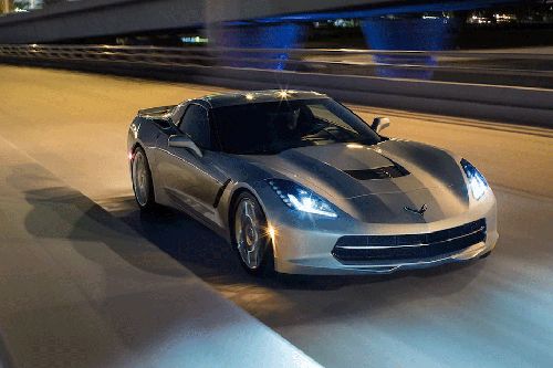 Chevrolet Corvette Stingray Front Medium View