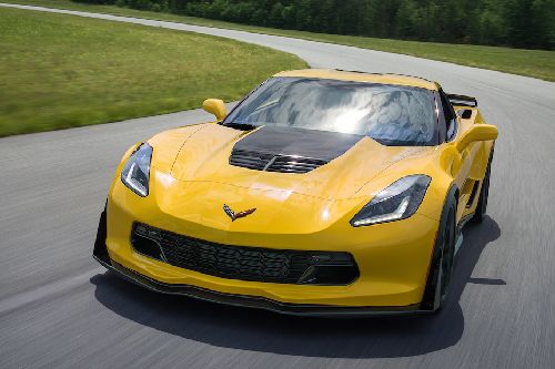Chevrolet Corvette Z06 Front Side View