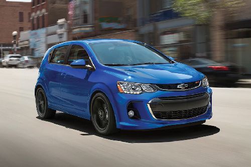 Chevrolet Sonic Hatchback Front Medium View