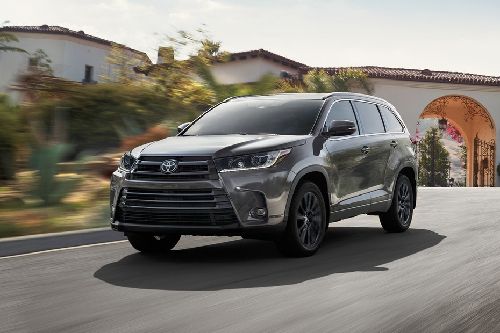 Toyota Highlander Front Side View Toyota Highlander Front Side View