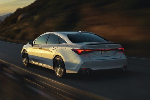 Rear Cross Side View of Toyota Avalon Rear Cross Side View of Toyota Avalon