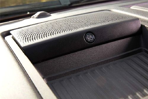 Speakers View of Ford F-150 Speakers View of Ford F-150