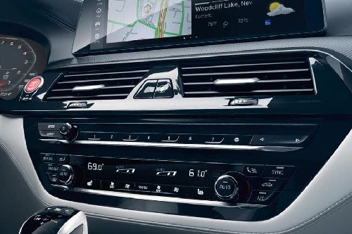 Side AC Controls of BMW M5