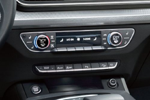 Front AC Controls of Audi Q5