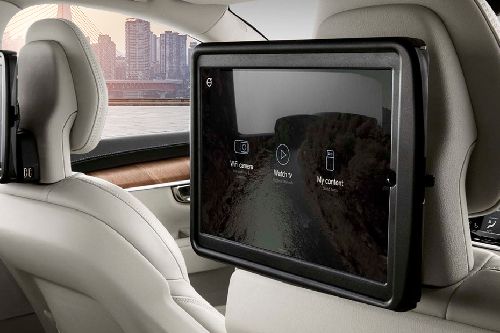 Rear Seat Entertainment of Volvo S90