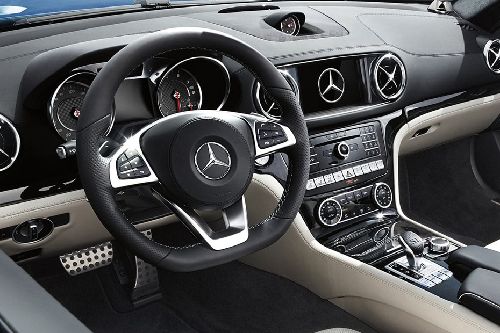 Dashboard View of SL-Class Roadster Dashboard View of SL-Class Roadster