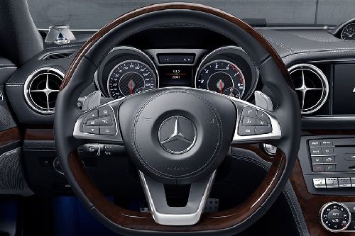 Mercedes Benz SL-Class Roadster Steering Wheel Mercedes Benz SL-Class Roadster Steering Wheel